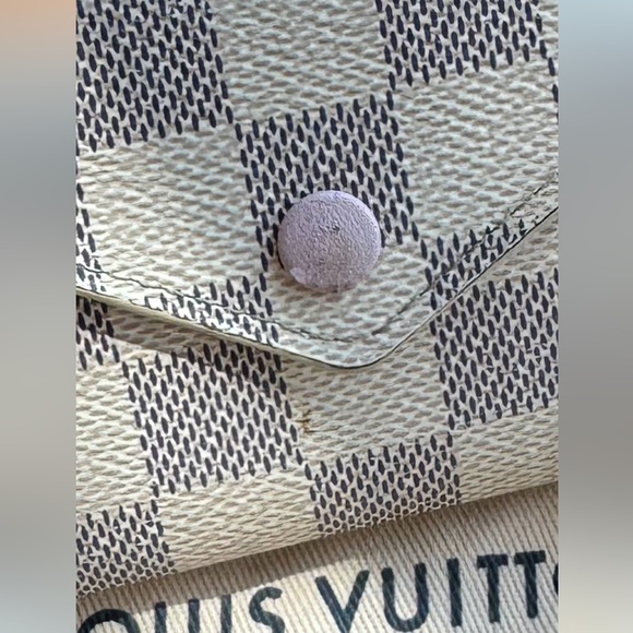 LV Victorine wallet - Picture 6 of 15